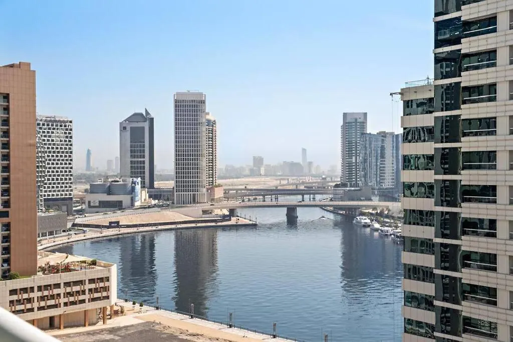 Stunning 1Bhk With A Canal View Dubai United Arab Emirates